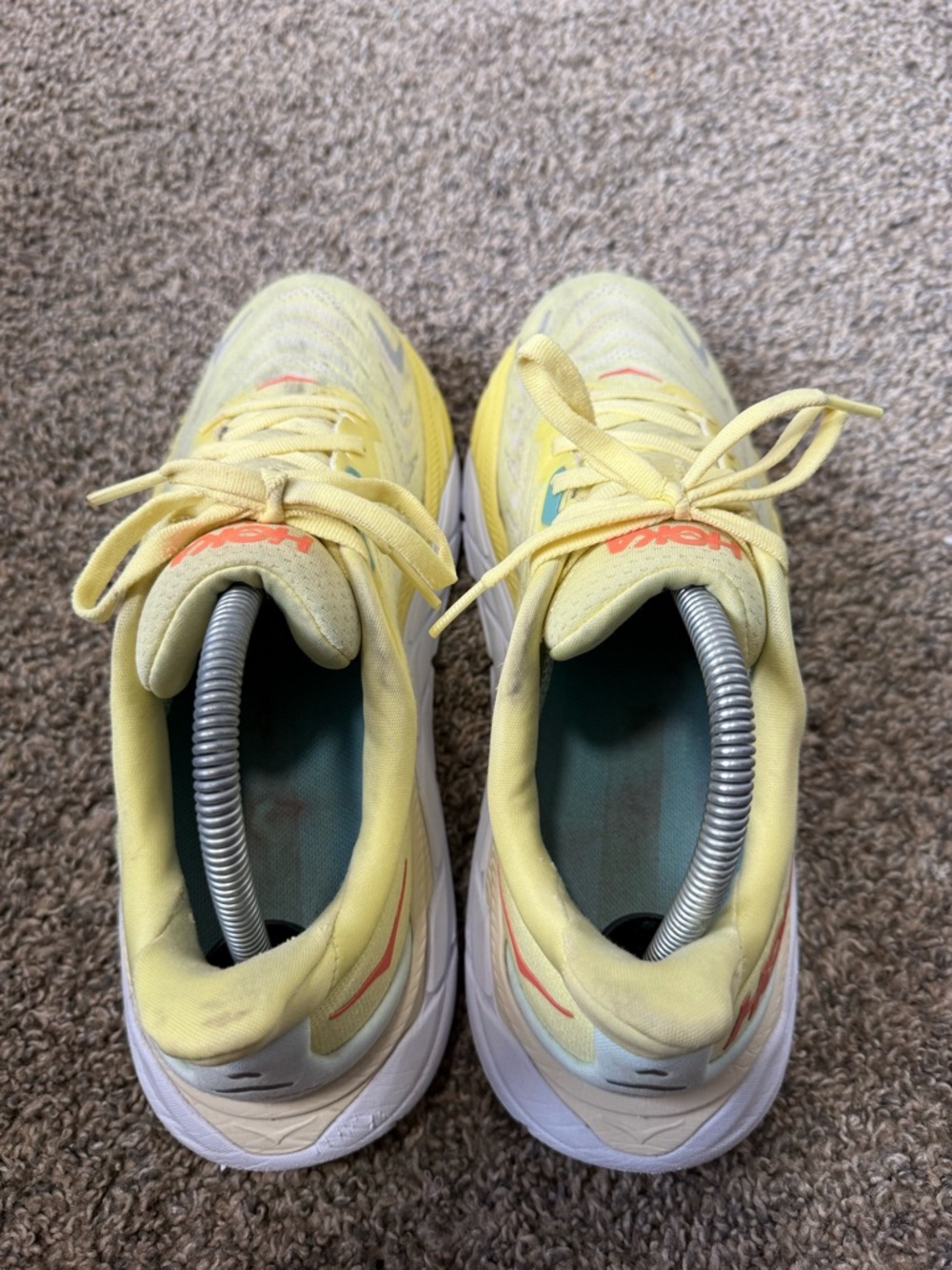 Hoka One One arahi 6 Yellow Running Shoes - Picture 5 of 7